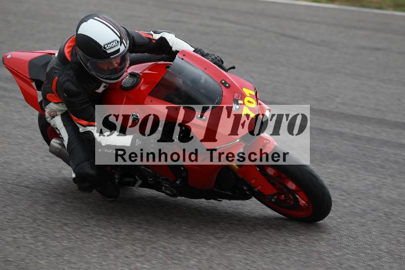 /Archiv-2022/68 13.10.2022 Speer Racing ADR/Freies Fahren rot und gelb/701